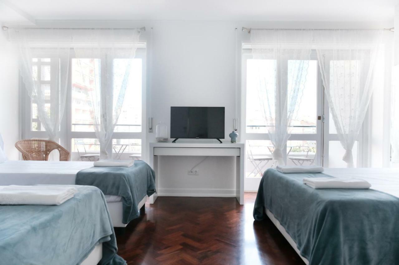4U Lisbon Suites & Guesthouse VII Airport Exteriör bild