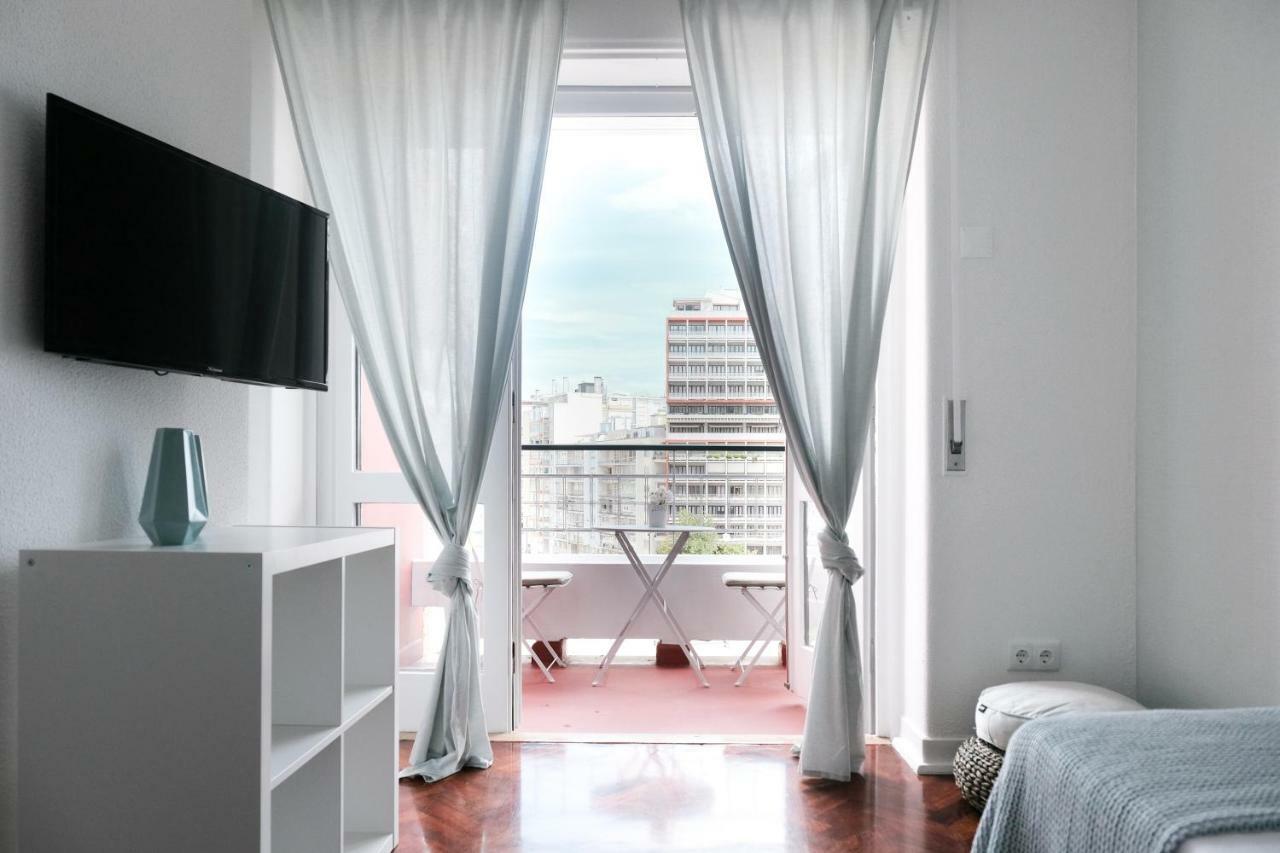 4U Lisbon Suites & Guesthouse VII Airport Exteriör bild