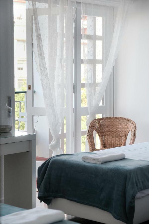 4U Lisbon Suites & Guesthouse VII Airport Exteriör bild